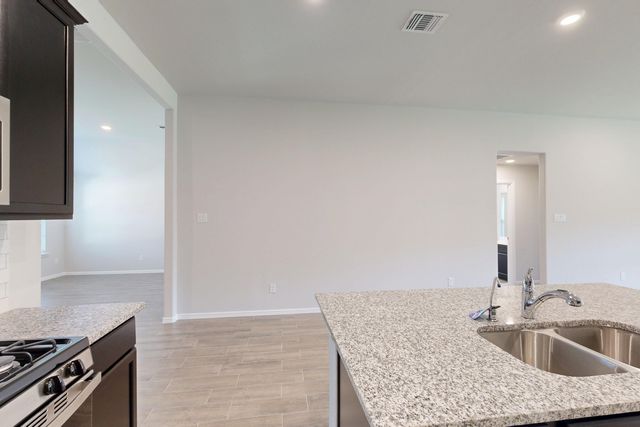 3324 Goshawk Drive, Denton, TX 76208
