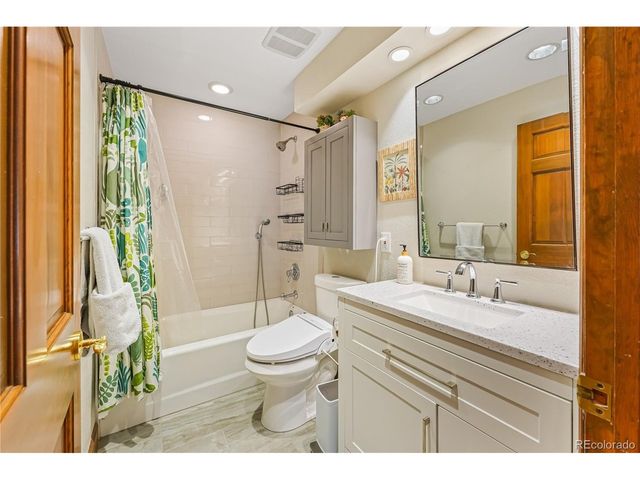 4222 E 91st Dr, Thornton, CO 80229