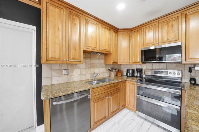 2202 NW 61st Pl 0, Margate, FL 33063