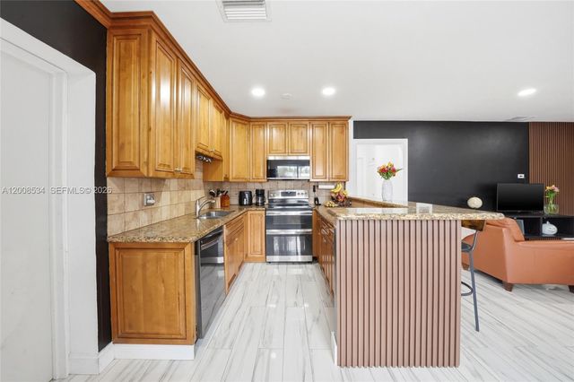 2202 NW 61st Pl 0, Margate, FL 33063