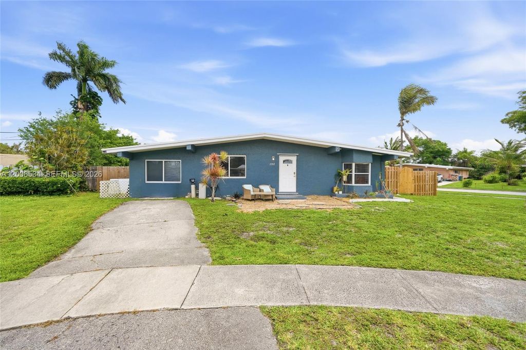 2202 NW 61st Pl 0, Margate, FL 33063