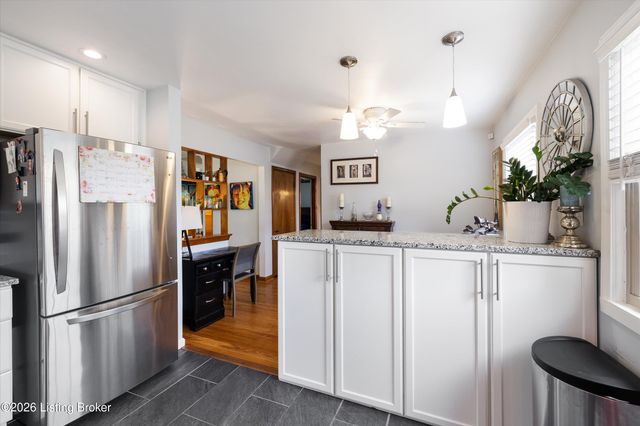 1705 Quarry Hill Rd, Louisville, KY 40213