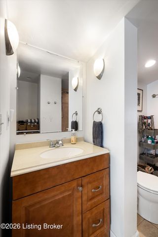 1705 Quarry Hill Rd, Louisville, KY 40213