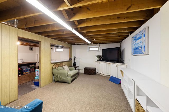 1705 Quarry Hill Rd, Louisville, KY 40213