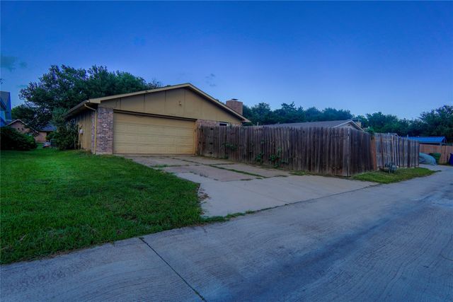 4329 Mayflower Drive, Garland, TX 75043