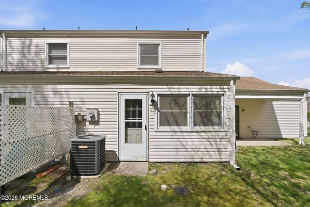 38 Mediterranean Court, Barnegat, NJ 08005
