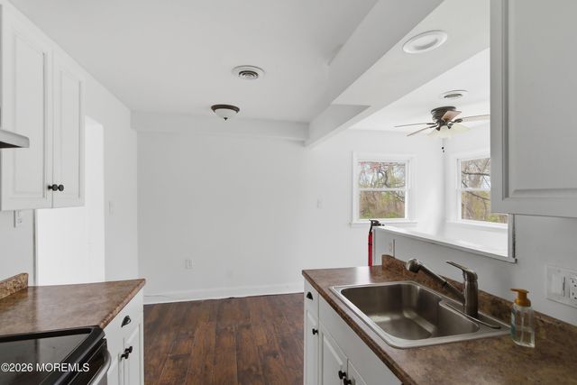 38 Mediterranean Court, Barnegat, NJ 08005