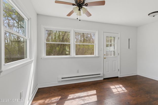 38 Mediterranean Court, Barnegat, NJ 08005