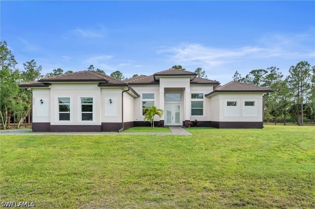 3026 64th AVE NE, Naples, FL 34120