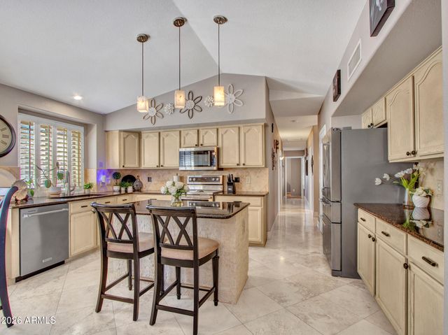 7846 W BEHREND Drive, Glendale, AZ 85308