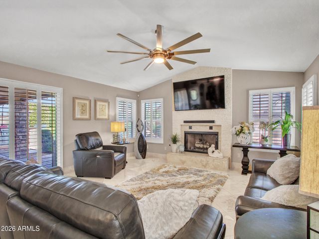 7846 W BEHREND Drive, Glendale, AZ 85308