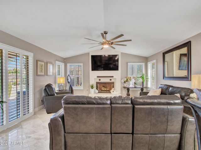 7846 W BEHREND Drive, Glendale, AZ 85308