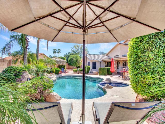 7846 W BEHREND Drive, Glendale, AZ 85308