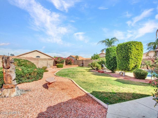 7846 W BEHREND Drive, Glendale, AZ 85308