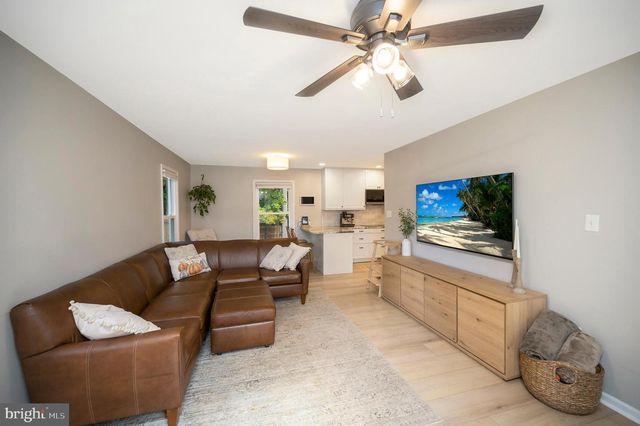 5200 SIGNAL CORPS DR, Fredericksburg, VA 22408