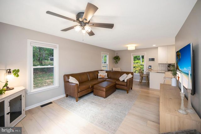 5200 SIGNAL CORPS DR, Fredericksburg, VA 22408