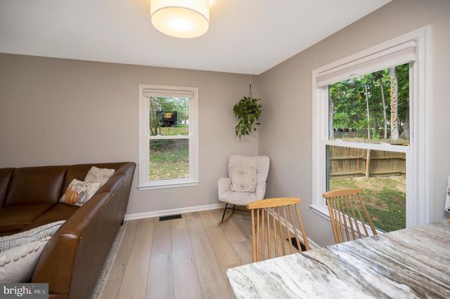 5200 SIGNAL CORPS DR, Fredericksburg, VA 22408