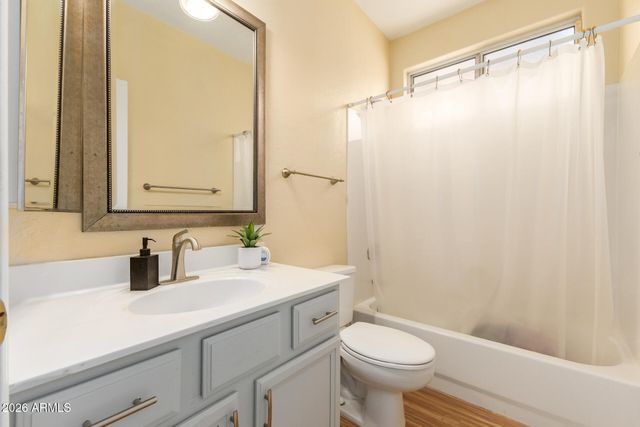 6071 W SHANNON Street, Chandler, AZ 85226