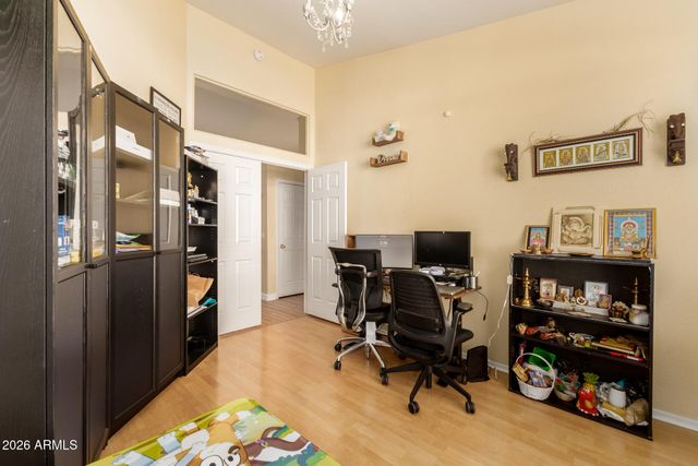 6071 W SHANNON Street, Chandler, AZ 85226