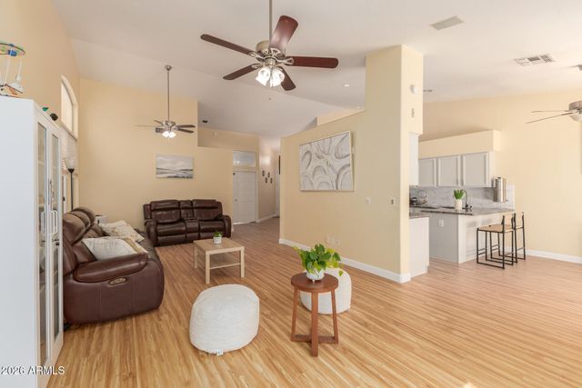 6071 W SHANNON Street, Chandler, AZ 85226