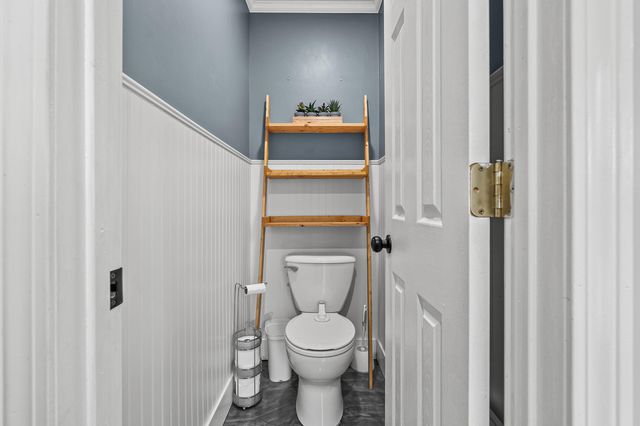 7654 N Sprinkle Road, Richland Twp, MI 49004