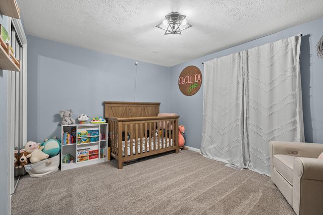 7654 N Sprinkle Road, Richland Twp, MI 49004