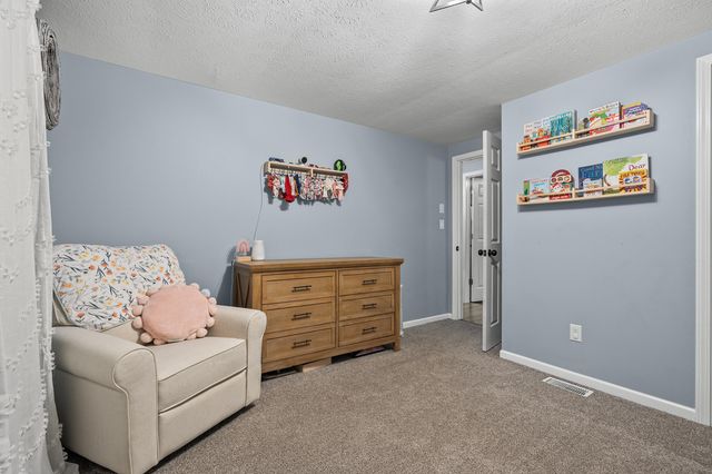 7654 N Sprinkle Road, Richland Twp, MI 49004