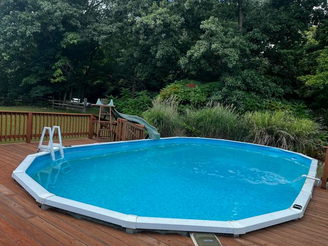 7654 N Sprinkle Road, Richland Twp, MI 49004