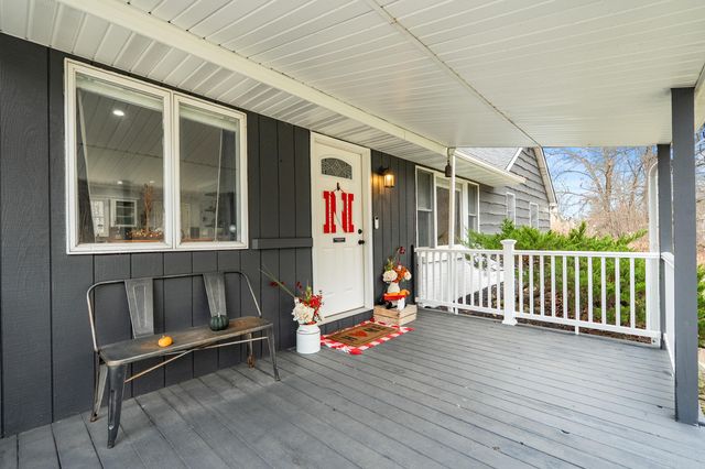 7654 N Sprinkle Road, Richland Twp, MI 49004