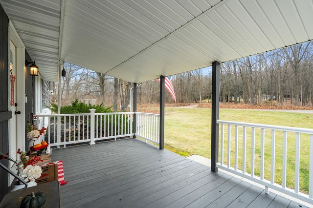 7654 N Sprinkle Road, Richland Twp, MI 49004