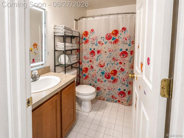 24353 Harrison Street, Clinton Charter Township, MI 48035