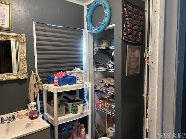 823 Burke Ave, Jonesboro, AR 72401