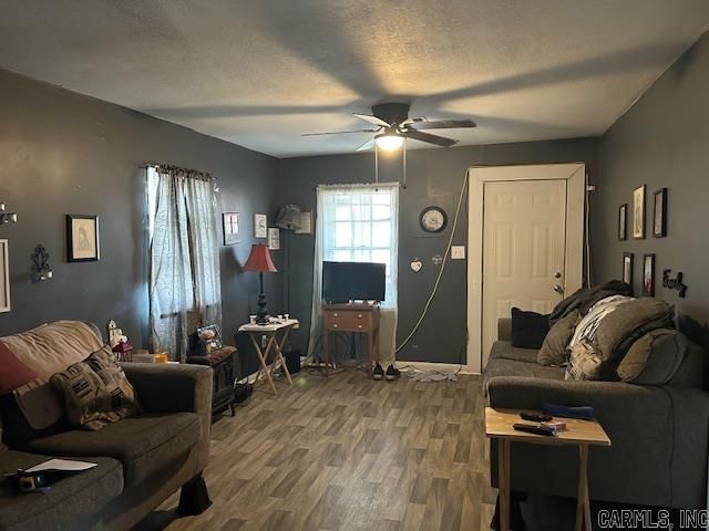 823 Burke Ave, Jonesboro, AR 72401