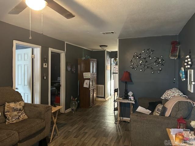 823 Burke Ave, Jonesboro, AR 72401