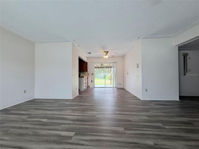 10613 LAKE VISTA DRIVE, Seminole, FL 33772