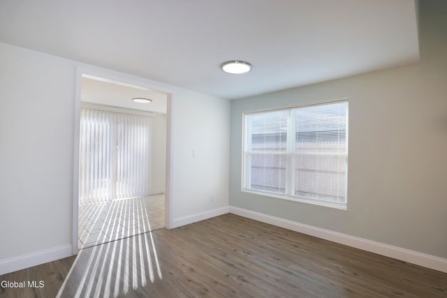 198 Thimbleberry Road, Malta, NY 12020