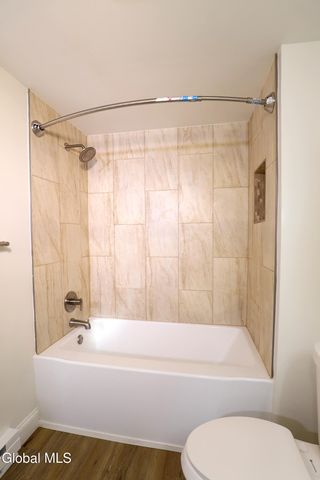 198 Thimbleberry Road, Malta, NY 12020