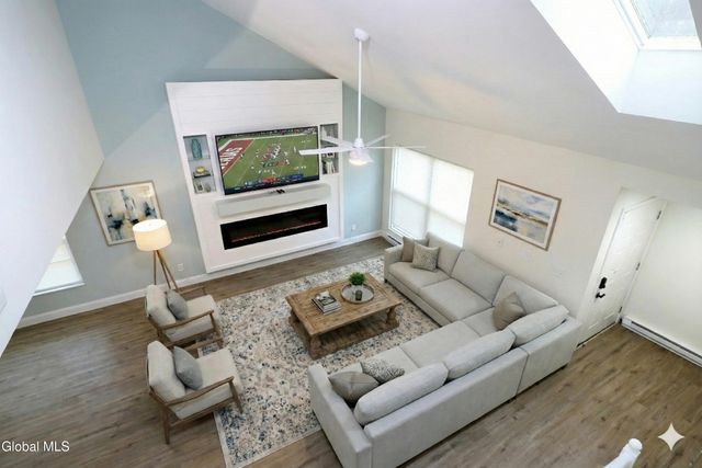 198 Thimbleberry Road, Malta, NY 12020