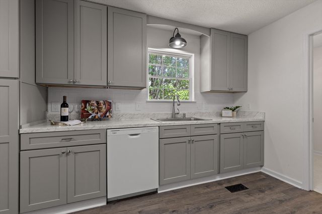 1453 Oldaker View Lane, Hixson, TN 37343