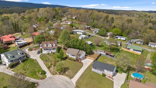 1453 Oldaker View Lane, Hixson, TN 37343