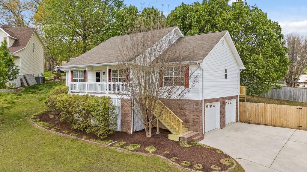 1453 Oldaker View Lane, Hixson, TN 37343