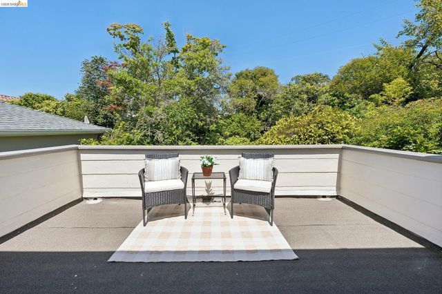 350 Florence Ave, Oakland, CA 94618