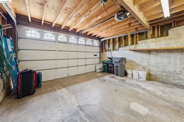 350 Florence Ave, Oakland, CA 94618