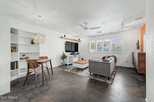 2234 E PARADISE Drive, Phoenix, AZ 85028