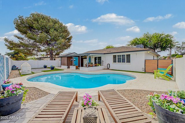 2234 E PARADISE Drive, Phoenix, AZ 85028