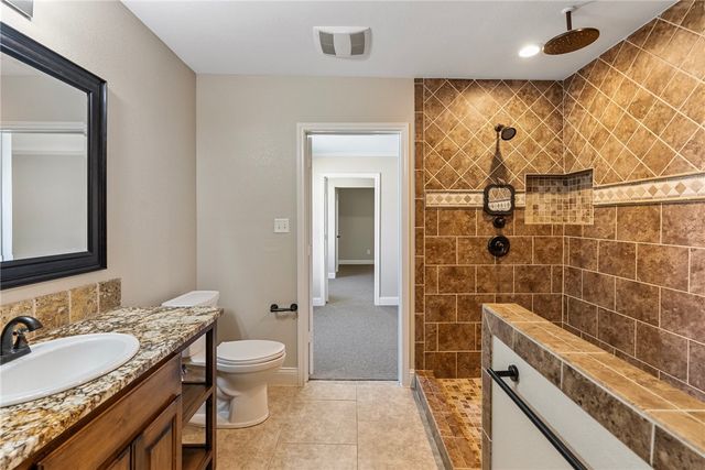 530 Oakdale Dr, Corpus Christi, TX 78418