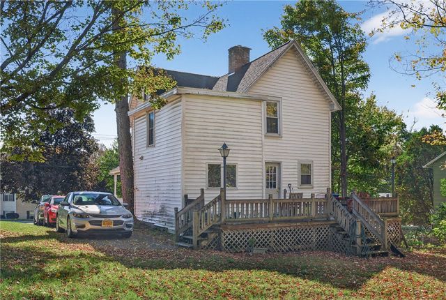 63 Geneva Street, Bath, NY 14810