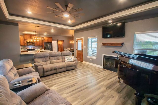 1144 Alamo Road, Montague, TX 76251