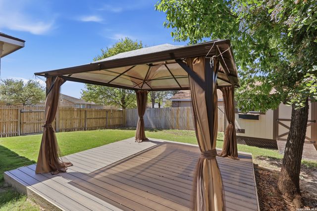 27203 Rio Bank, Boerne, TX 78015