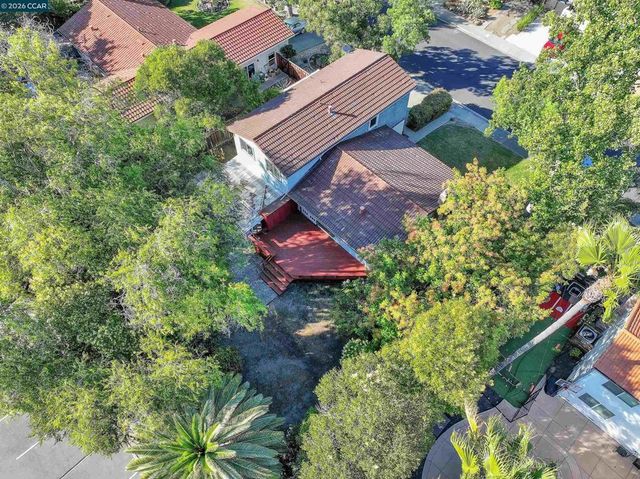 1941 Argonne Dr, Walnut Creek, CA 94598